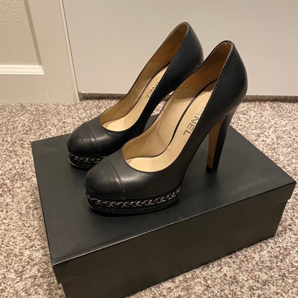 Chanel pumps